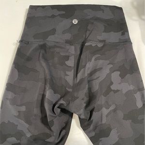 Lululemon biker short camo